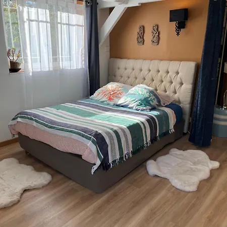 Invitation Au Voyage Jardin,Piscine 10Mn De Beziers Bed & Breakfast 3*