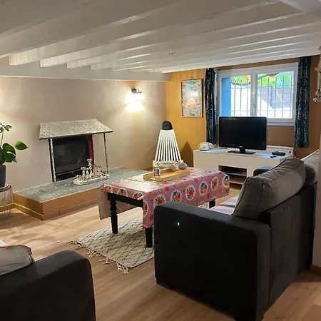 Belle Chambre Le Petit Voyage ,Jardin,Piscine 10Mn De Beziers Panzió Béziers